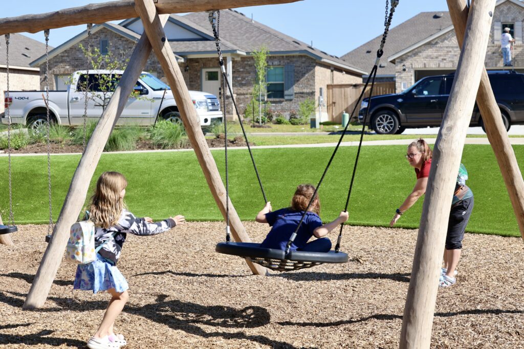 kids on swings